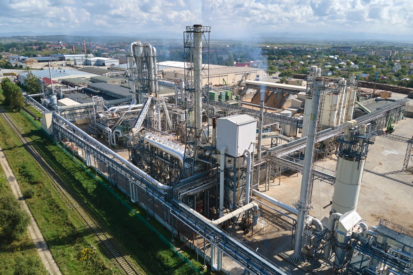 Chemical plant complex with pipes and storage facilities, representing suppliers on CASINDI